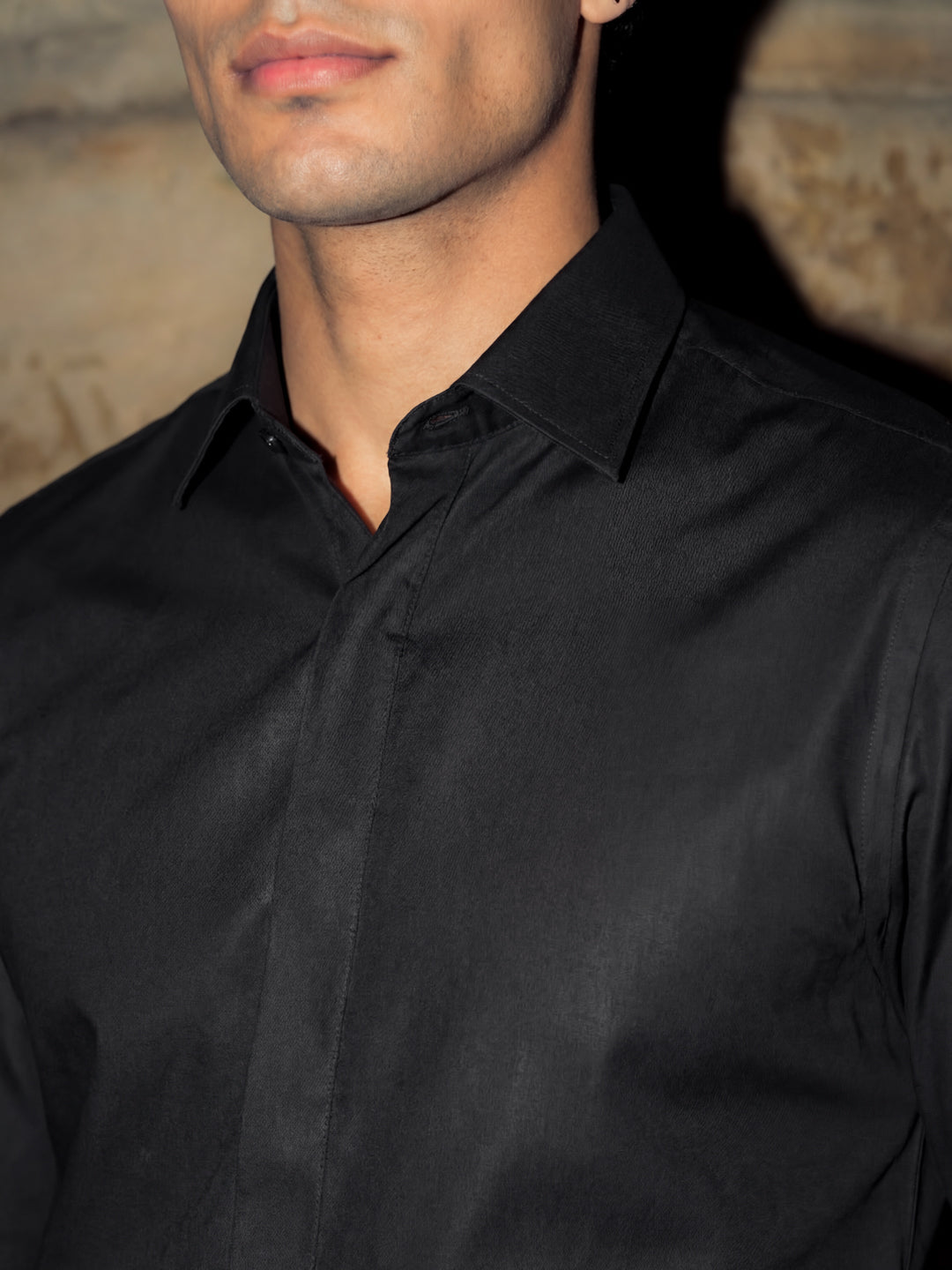 Black Placket Cover Shirt