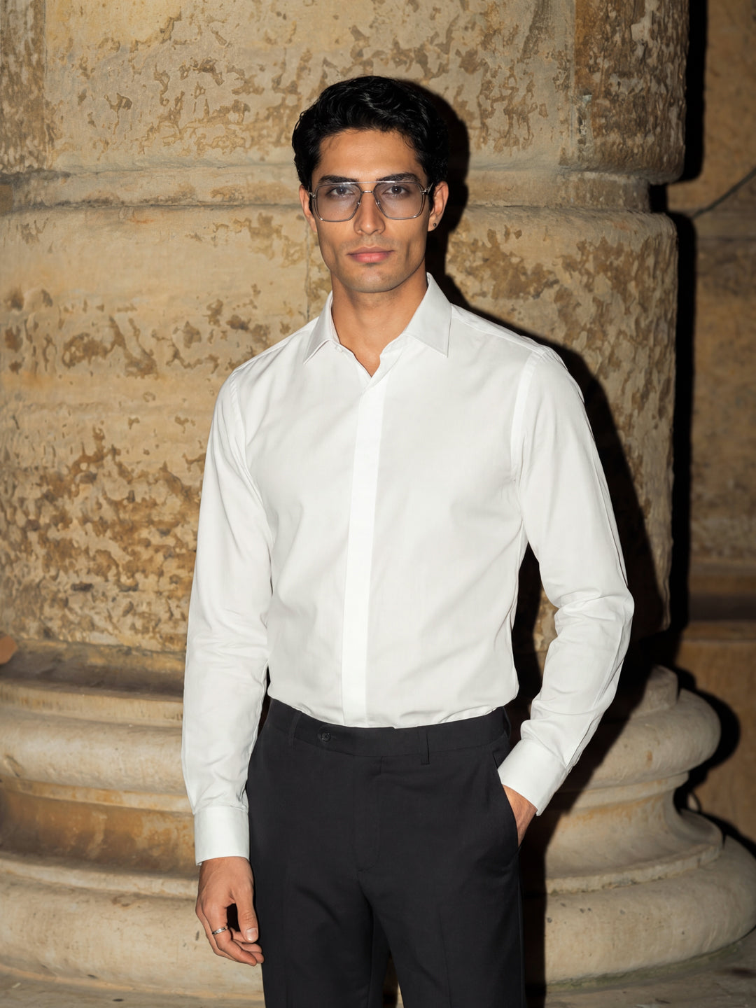 White Placket Cover Shirt